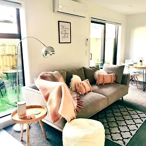  Apartment Sweet Centre